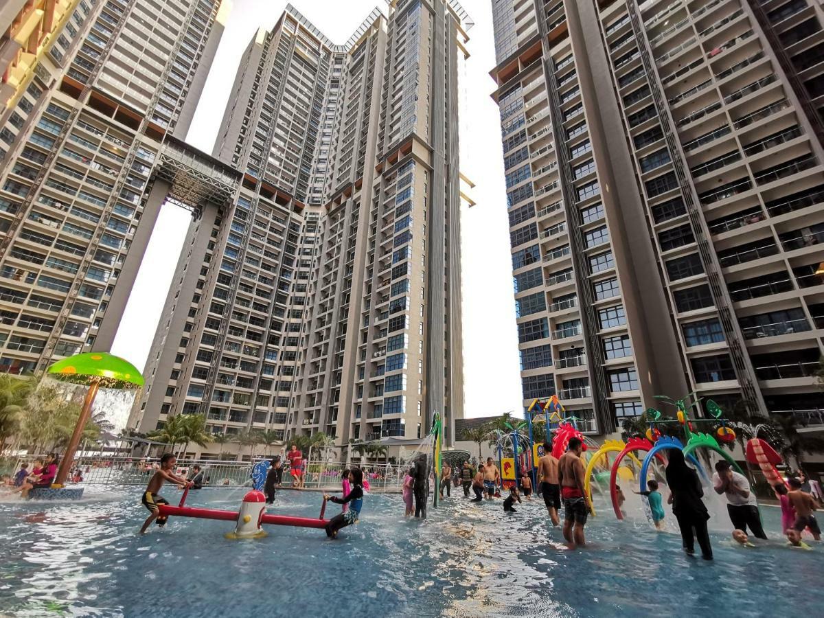 Atlantis Residence Melaka Esterno foto