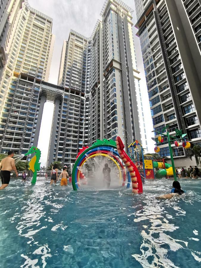 Atlantis Residence Melaka Esterno foto
